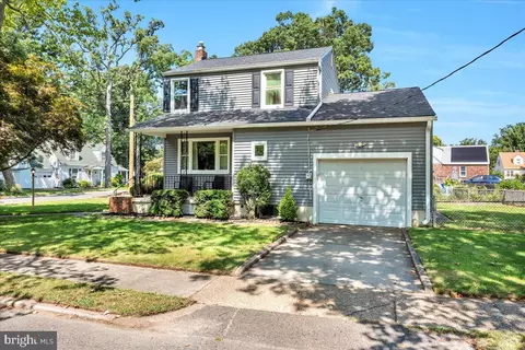 708 Walnut St, Palmyra, NJ 08065 photo 3