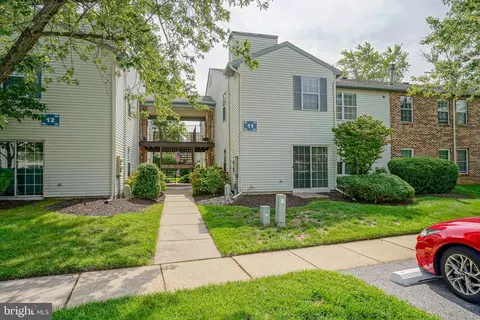 85 Center La, Mount Laurel, NJ 08054