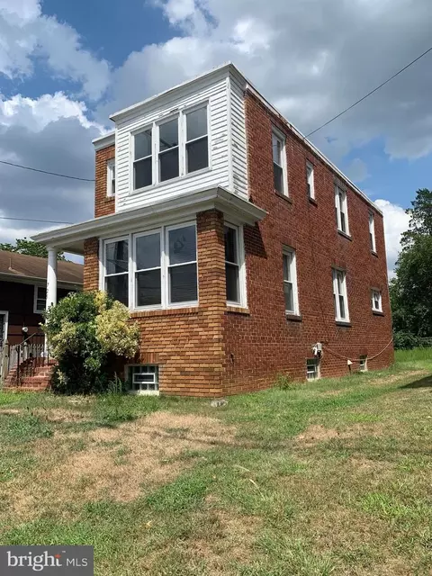 665 Aka 725 Wood St, Burlington, NJ 08016