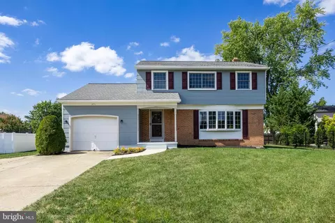 271 Bellows Ln, Marlton, NJ 08053