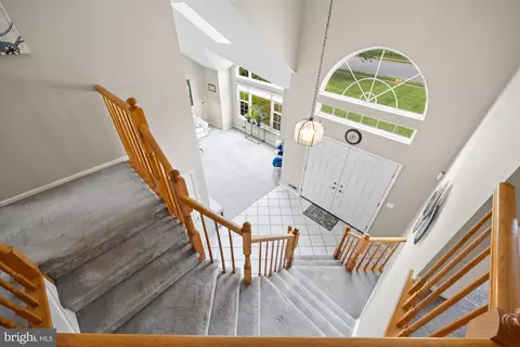 Entry Way - 290 Warren Dr, Wrightstown, NJ 08562 photo 3 of 5