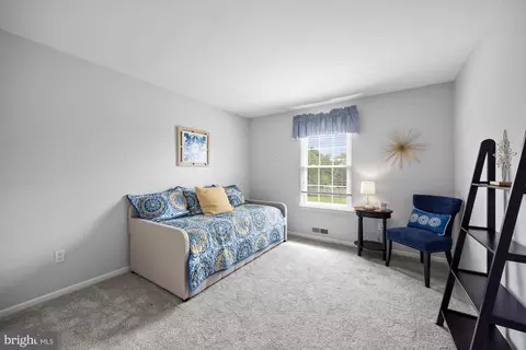 Bedroom - 290 Warren Dr, Wrightstown, NJ 08562 photo 3 of 4