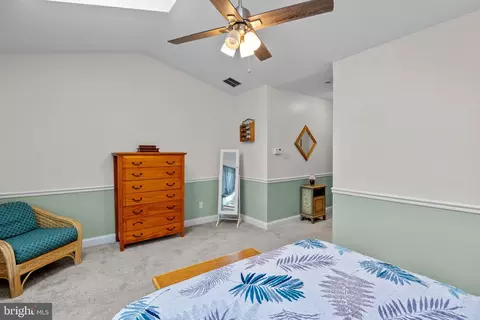 Bedroom - 7 Overbrook Ave, Maple Shade, NJ 08052 photo 5 of 5