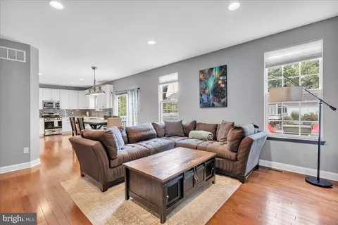 204 Orchard Ave, Maple Shade, NJ 08052 photo 8