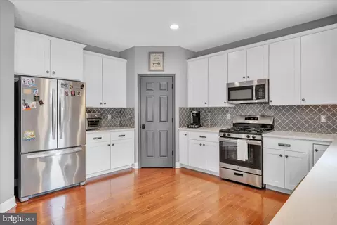 204 Orchard Ave, Maple Shade, NJ 08052 photo 12