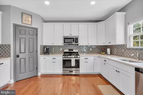 204 Orchard Ave, Maple Shade, NJ 08052 photo 11