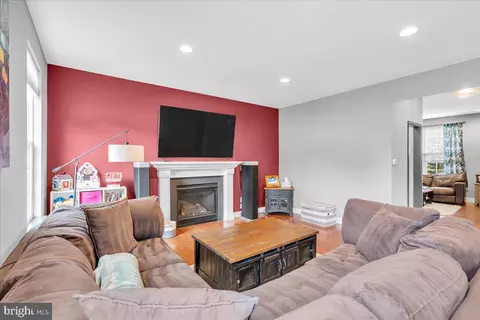 204 Orchard Ave, Maple Shade, NJ 08052 photo 6