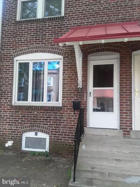 39 Amboy Ave, Roebling, NJ 08554