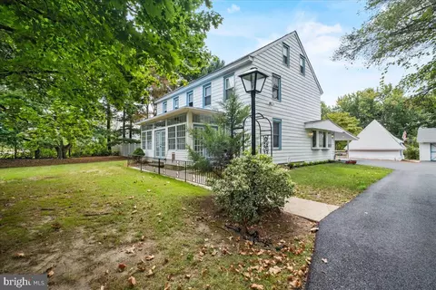 1320 Woodlane Rd, Mount Holly, NJ 08060