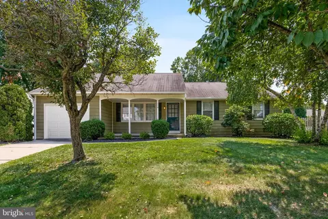 119 Coopers Kill Rd, Delran, NJ 08075