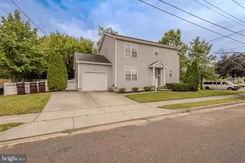 2 Burke St, Riverside, NJ 08075 photo 3