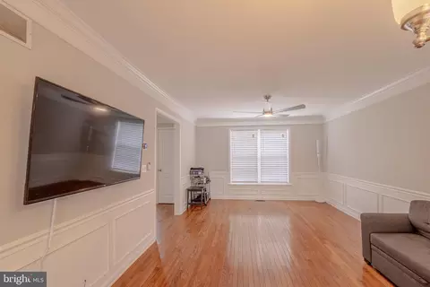 2 Burke St, Riverside, NJ 08075 photo 16