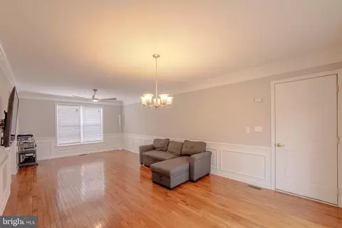 2 Burke St, Riverside, NJ 08075 photo 18