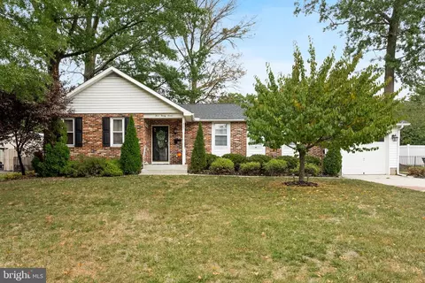 327 Elm Ave, Maple Shade, NJ 08052