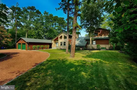 157 Narragansett Trl, Medford Lakes, NJ 08055