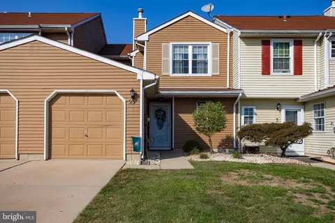 23 Lancaster Ct, Bordentown, NJ 08505
