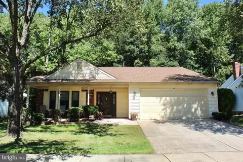 44 Deep Hollow Ln N, Columbus, NJ 08022
