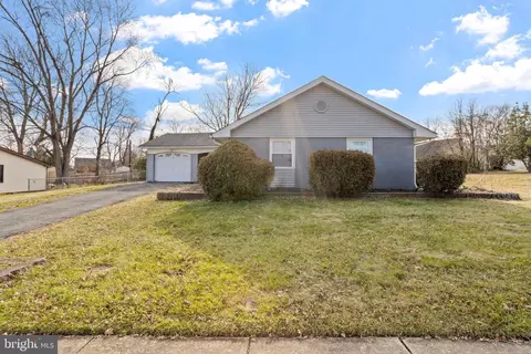 36 Melbourne Ln, Willingboro, NJ 08046