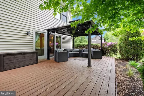 Exterior - 16 Roberts Dr, Westampton, NJ 08060 photo 3 of 11