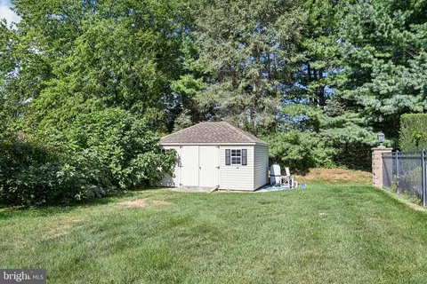 Exterior - 16 Roberts Dr, Westampton, NJ 08060 photo 7 of 11