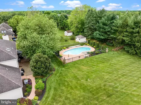 View/Area - 16 Roberts Dr, Westampton, NJ 08060 photo 2 of 6