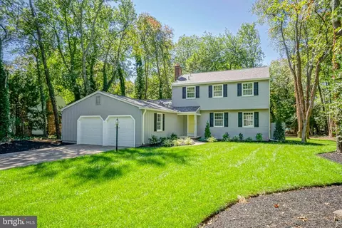 328 Tavistock Dr, Medford, NJ 08055