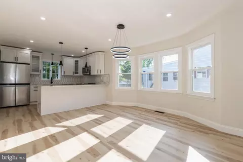 Living - 36 E Linwood Ave, Maple Shade, NJ 08052 photo 1 of 4
