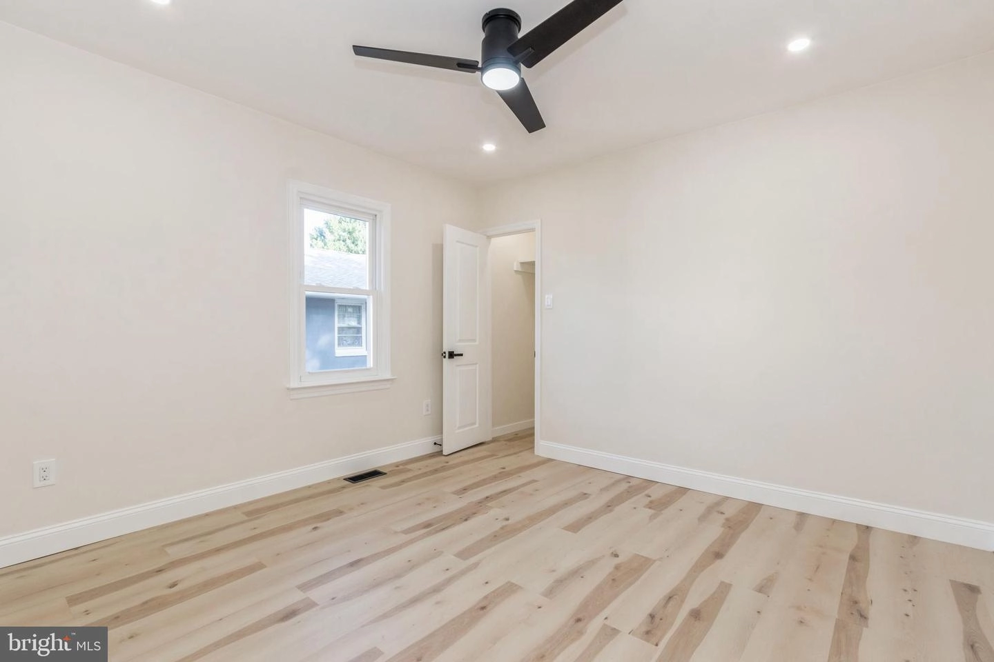 Bedroom - 36 E Linwood Ave, Maple Shade, NJ 08052 photo 1 of 1
