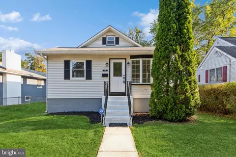 36 E Linwood Ave, Maple Shade, NJ 08052
