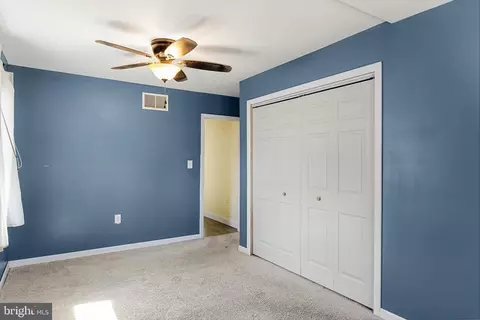Bedroom - 18 Cherry Ave, Maple Shade, NJ 08052 photo 3 of 4
