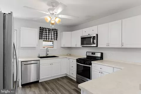 Kitchen - 18 Cherry Ave, Maple Shade, NJ 08052 photo 1 of 4