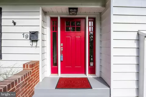 19 E Maple Ave, Moorestown, NJ 08057 photo 8