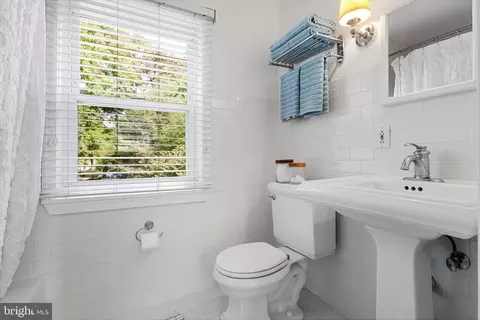 19 E Maple Ave, Moorestown, NJ 08057 photo 36