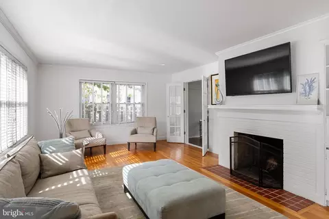 19 E Maple Ave, Moorestown, NJ 08057 photo 11