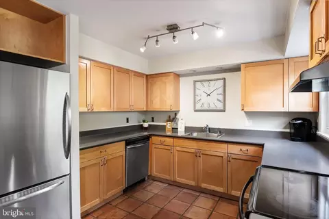 19 E Maple Ave, Moorestown, NJ 08057 photo 20