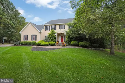 6 Allington Ct, Medford, NJ 08055
