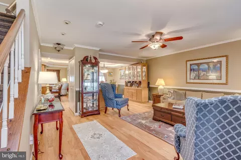 312 Carleton La, Mount Laurel, NJ 08054 photo 2