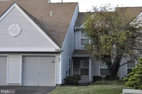 145 Birch Hollow Dr, Bordentown, NJ 08505