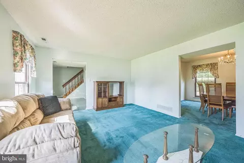 2 Juniper Dr, Mount Laurel, NJ 08054 photo 5