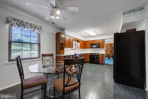2 Juniper Dr, Mount Laurel, NJ 08054 photo 9