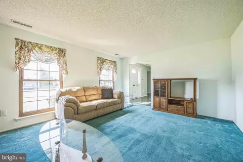 2 Juniper Dr, Mount Laurel, NJ 08054 photo 4