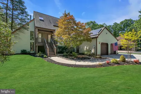 19 Yates Ln, Tabernacle, NJ 08088