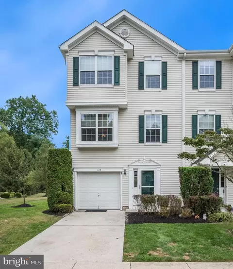 Exterior - 147 Castleton Rd, Delran, NJ 08075 photo 3 of 5