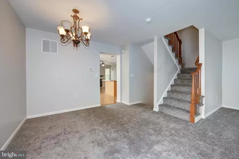 Entry Way - 147 Castleton Rd, Delran, NJ 08075 photo 4 of 5