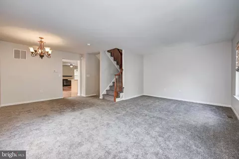 Living - 147 Castleton Rd, Delran, NJ 08075 photo 2 of 6