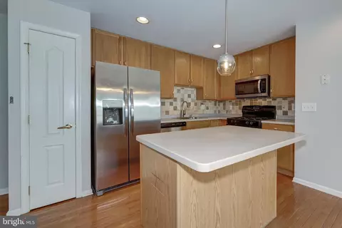 Kitchen - 147 Castleton Rd, Delran, NJ 08075 photo 3 of 4