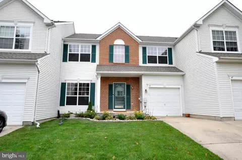 45 Windingbrook Rd, Bordentown, NJ 08505