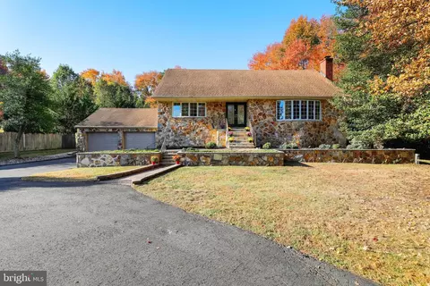 283 Mount Laurel Rd, Mount Laurel, NJ 08054