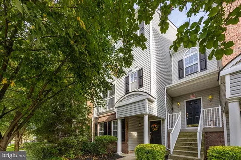 1824 Nathan Dr, Cinnaminson, NJ 08077