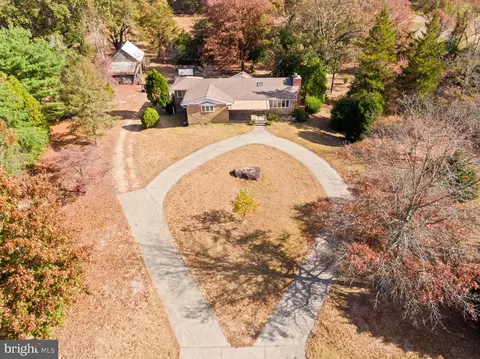 306 Eayrestown Rd, Southampton, NJ 08088